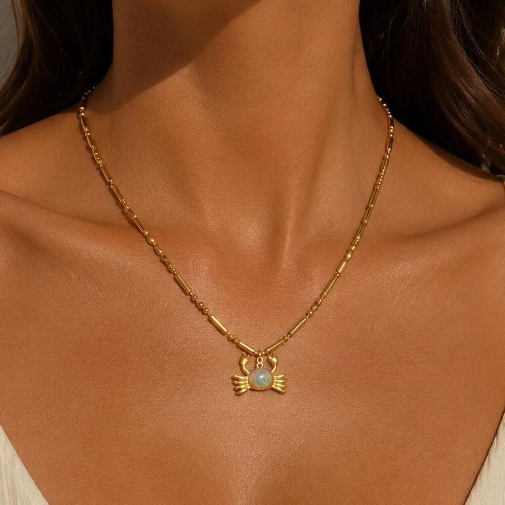 opal crab necklace D108